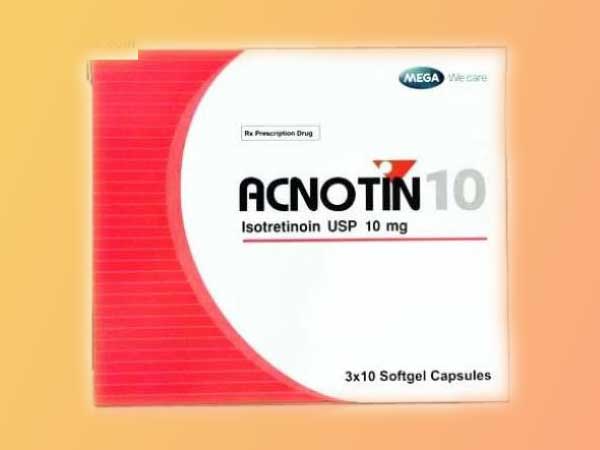 Acnotin 10 hiện đang được bán tại các nhà thuốc trên toàn quốc